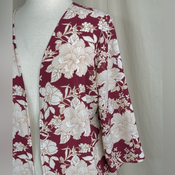 FOREVER 21 ~ Floral Kimono-Inspired Duster ~ Perfect Wardrobe Basic! Size Small - Picture 4 of 7